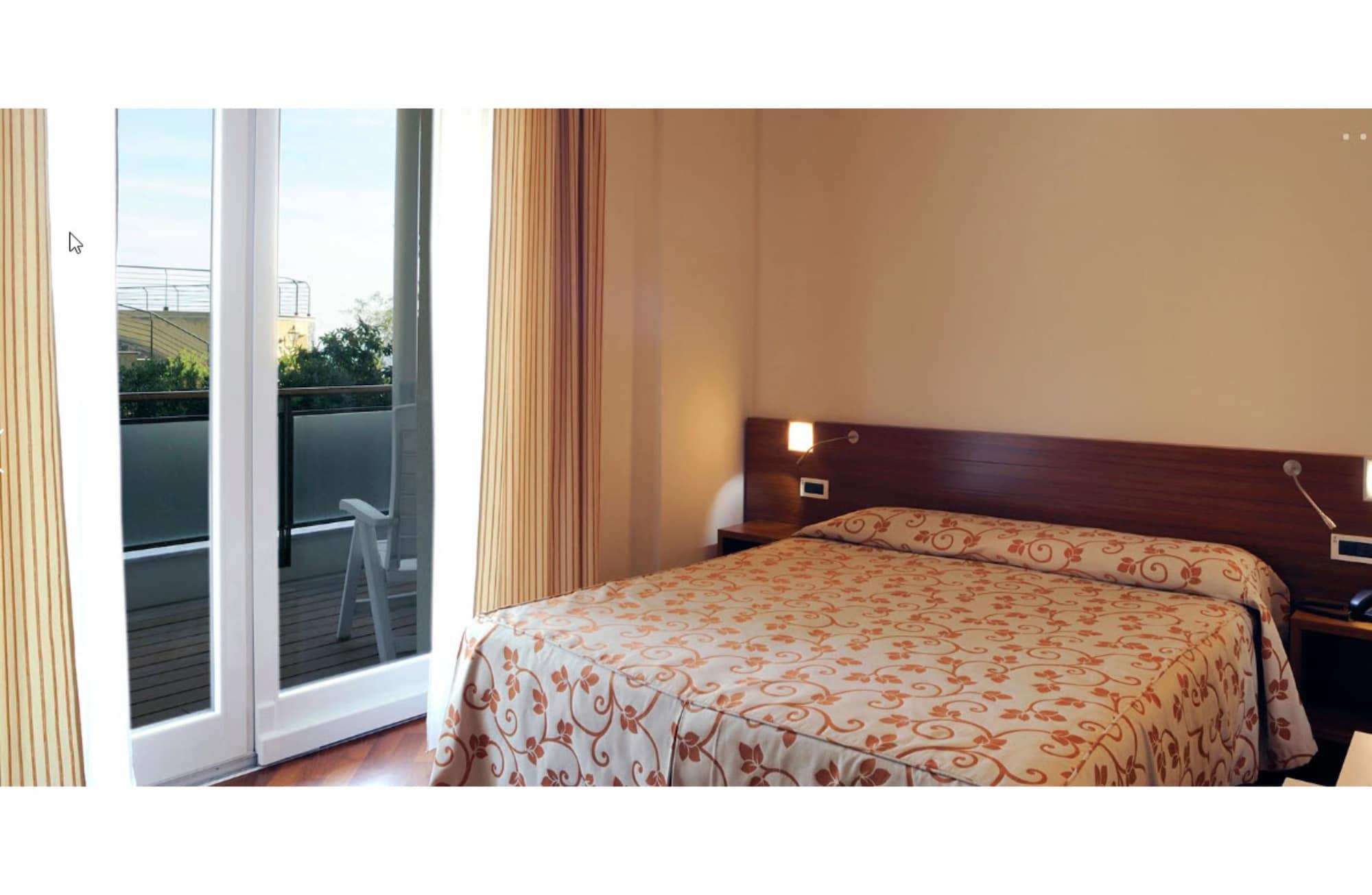 Hotel Le Roi Varazze Exteriér fotografie