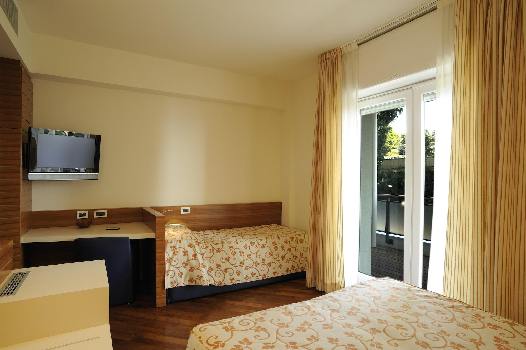 Hotel Le Roi Varazze Exteriér fotografie